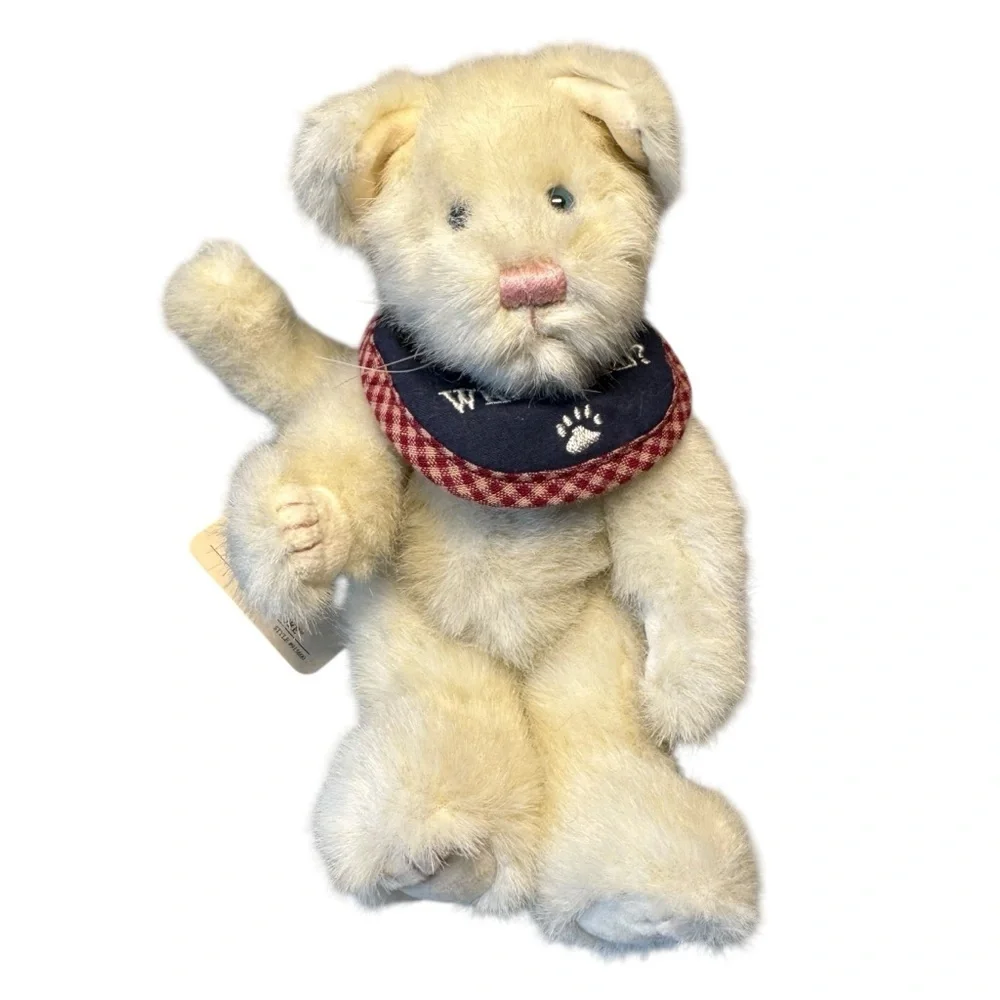 Boyds Bears plush robyn